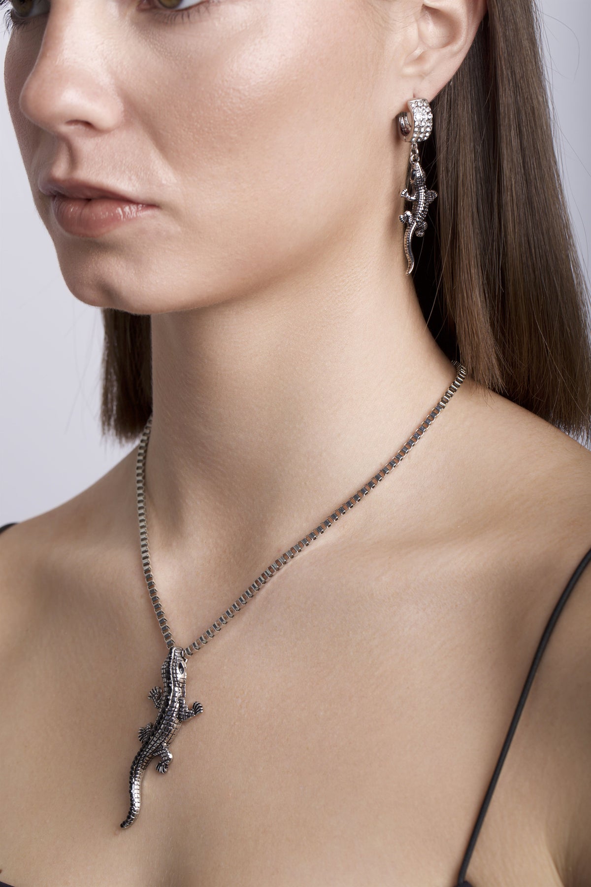105707_P2.jpg